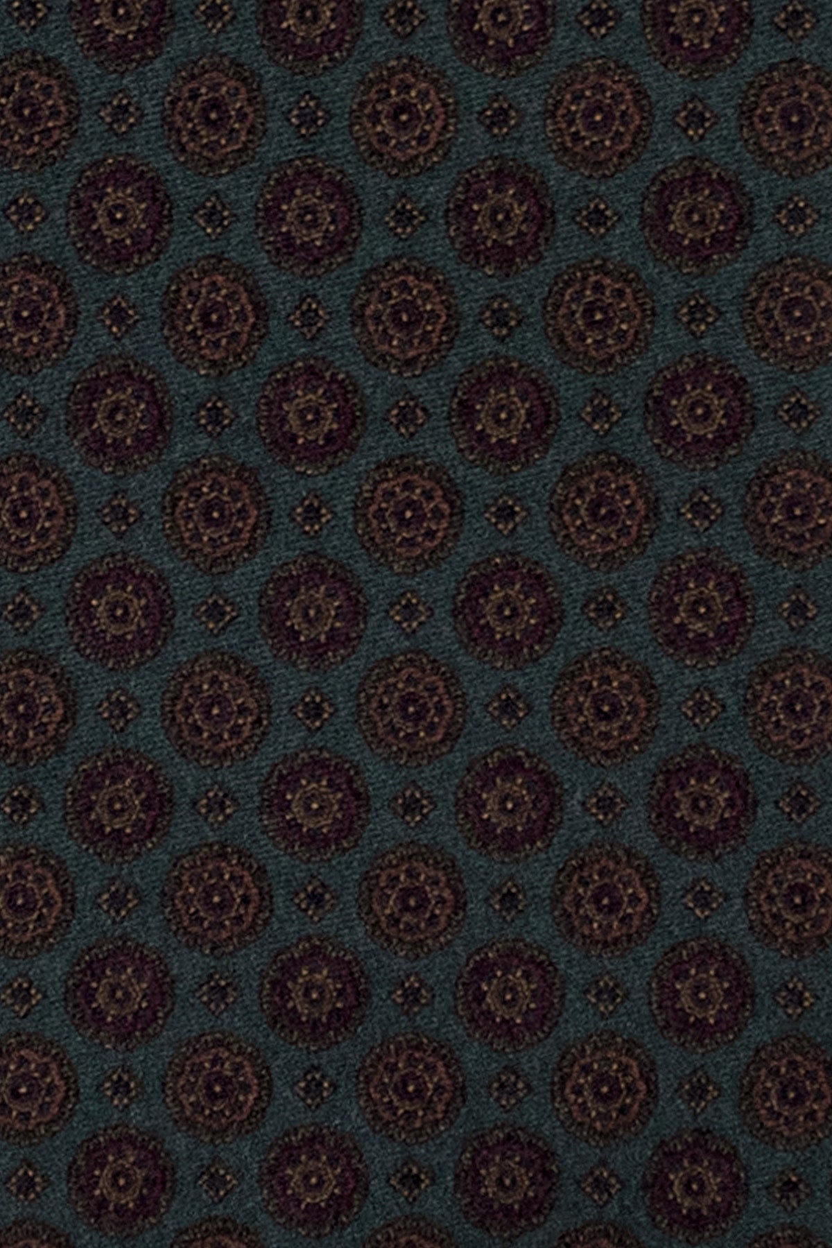 Nuremberg 100% silk
